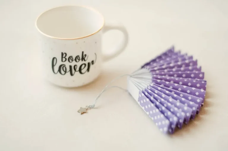 Best bookish hobbies for travel lovers