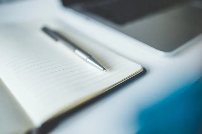 Best Journaling Prompts for Personal Growth