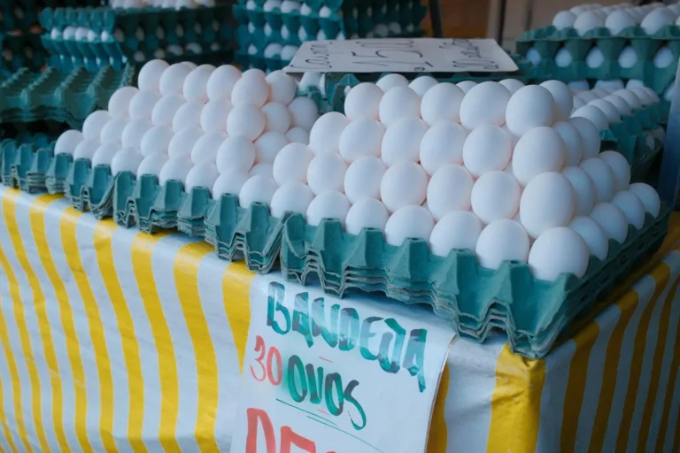 Saturday at the Farmers' Market and Why I Keep Coming Back to the Same Egg Vendor